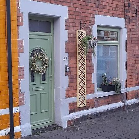 Just The Splott! Sleeps 6, 8 Mins To Stadium. Cardiff Exterior foto