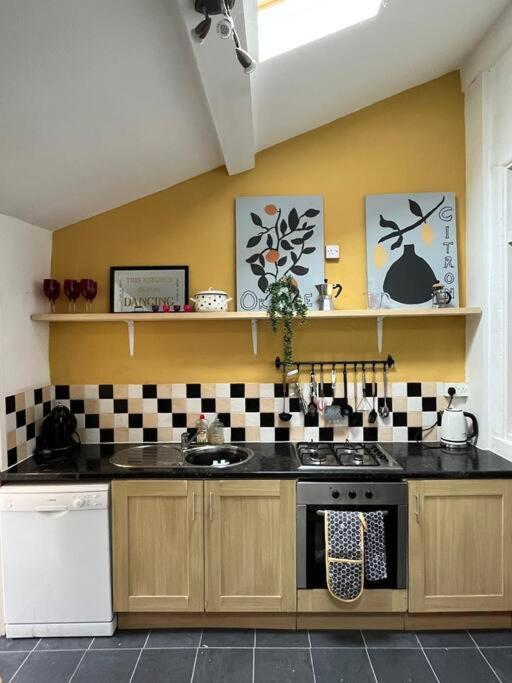 Just The Splott! Sleeps 6, 8 Mins To Stadium. Cardiff Exterior foto